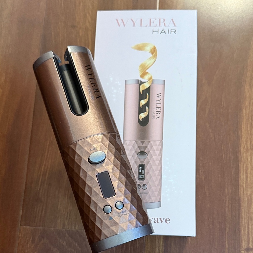 πEND of YEAR SALEπWYLERA Cordless Hair Curler
